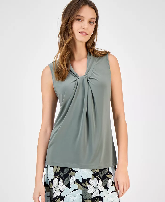 Женский топ с V-образным вырезом без рукавов Twisted Kasper, зеленый
Женский топ с V-образным вырезом без рукавов Twisted Kasper, зеленый