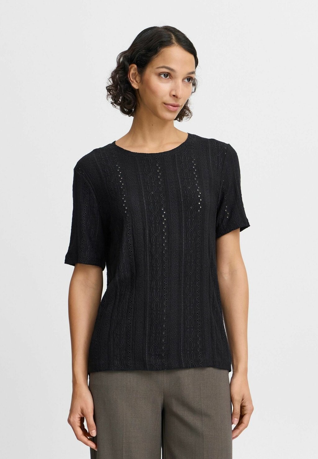 Базовая футболка RASMINE b.young, черный
Базовая футболка RASMINE b.young, черный