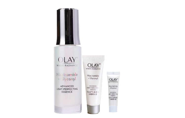 Olay Сыворотка четвертого поколения против гликации little white bottle с ниацинамидом для осветления, отбеливания и антиоксидантной защиты 95 мл
Olay Сыворотка четвертого поколения против гликации little white bottle с ниацинамидом для осветления, отбеливания и антиоксидантной защиты 95 мл