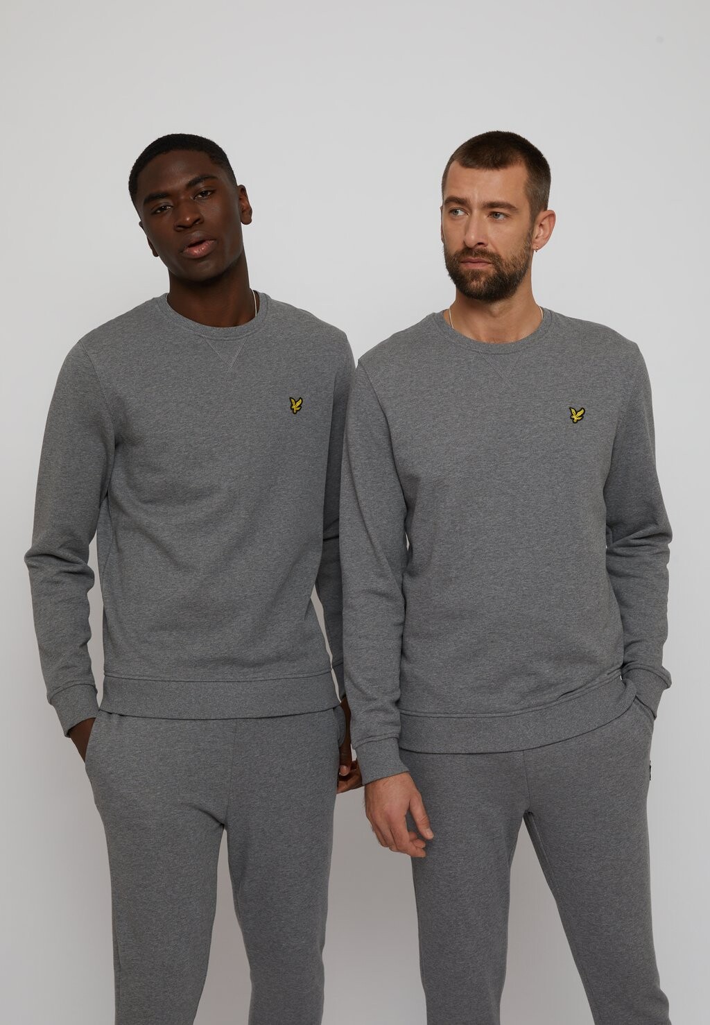 Толстовка CREW NECK Lyle & Scott, средний серый меланж
Толстовка CREW NECK Lyle & Scott, средний серый меланж