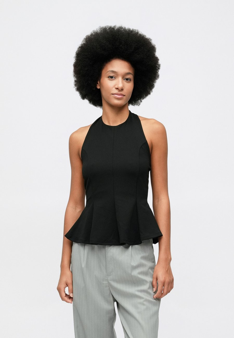 Топ Anna Field Top, Black
Топ Anna Field Top, Black