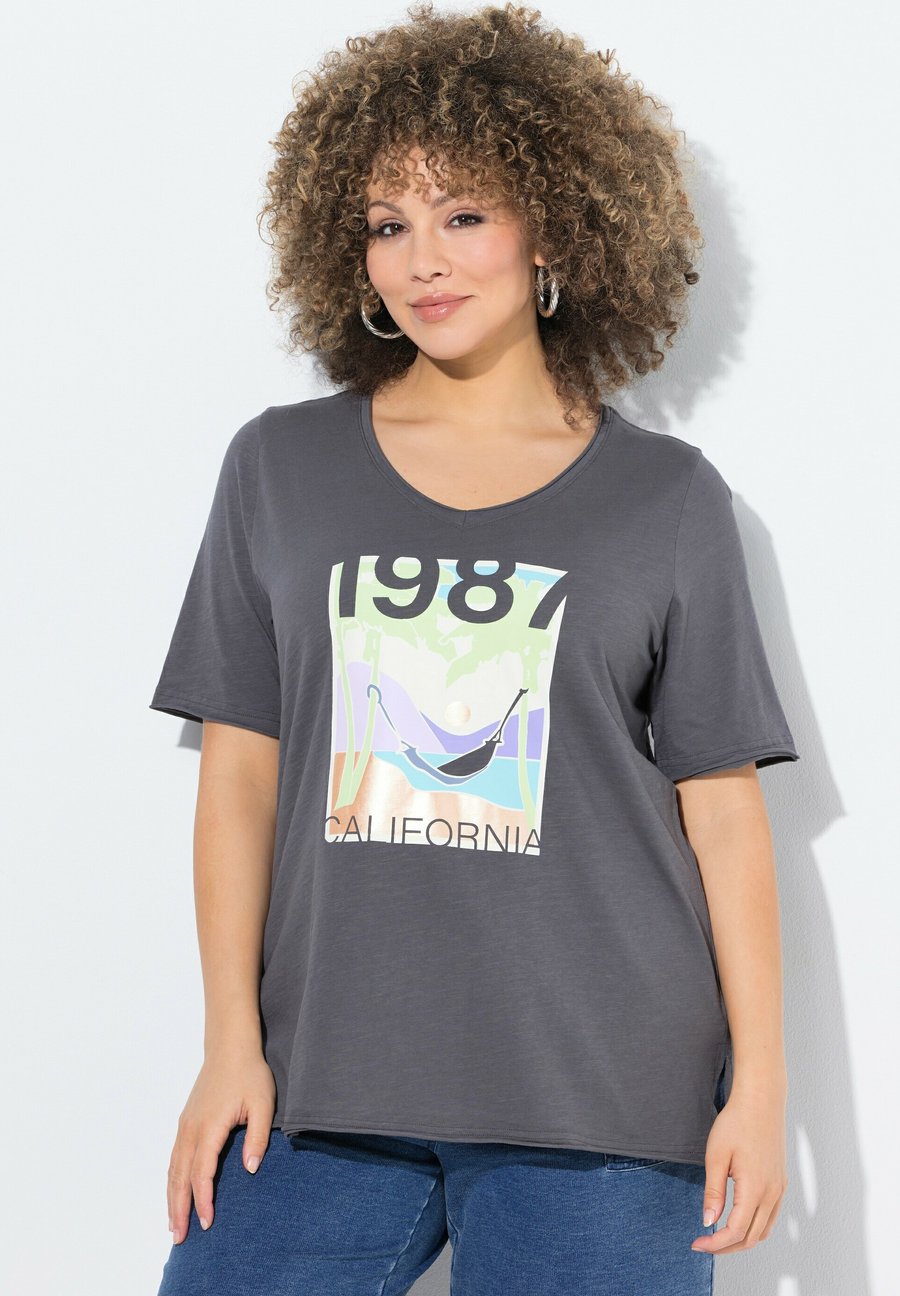 Футболка Ulla Popken Print T-shirt, Graphite Grey/Grey, Серый, Футболка Ulla Popken Print T-shirt, Graphite Grey/Grey
Футболка Ulla Popken Print T-shirt, Graphite Grey/Grey, Серый, Футболка Ulla Popken Print T-shirt, Graphite Grey/Grey