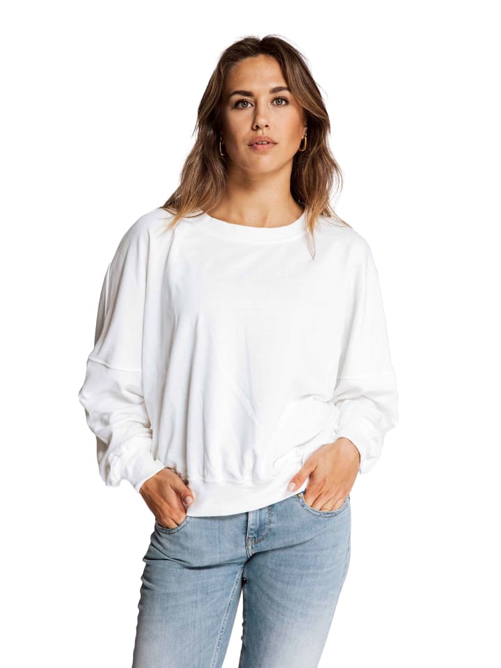 Женская толстовка LUANA белого цвета ZHRILL
Женская толстовка LUANA белого цвета ZHRILL