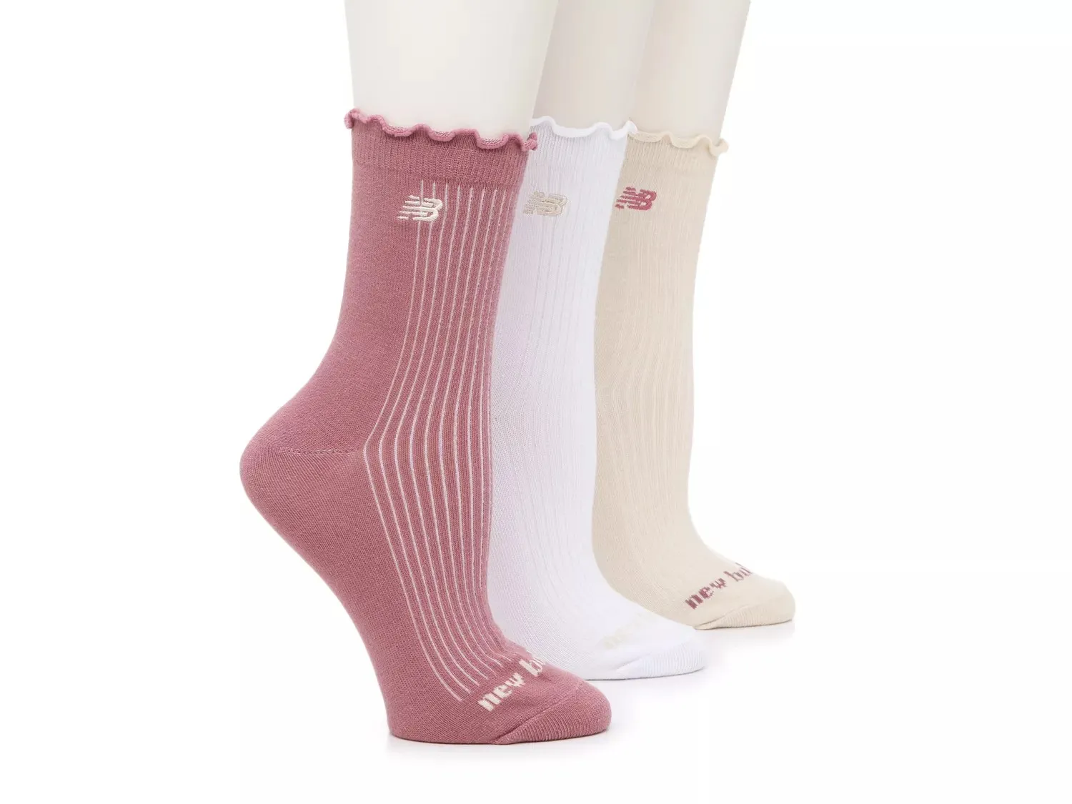 Женские носки New Balance Lightweight Mid Ruffle – 3 шт. в упаковке, цвет лиловый/слоновая кость/белый
Женские носки New Balance Lightweight Mid Ruffle – 3 шт. в упаковке, цвет лиловый/слоновая кость/белый