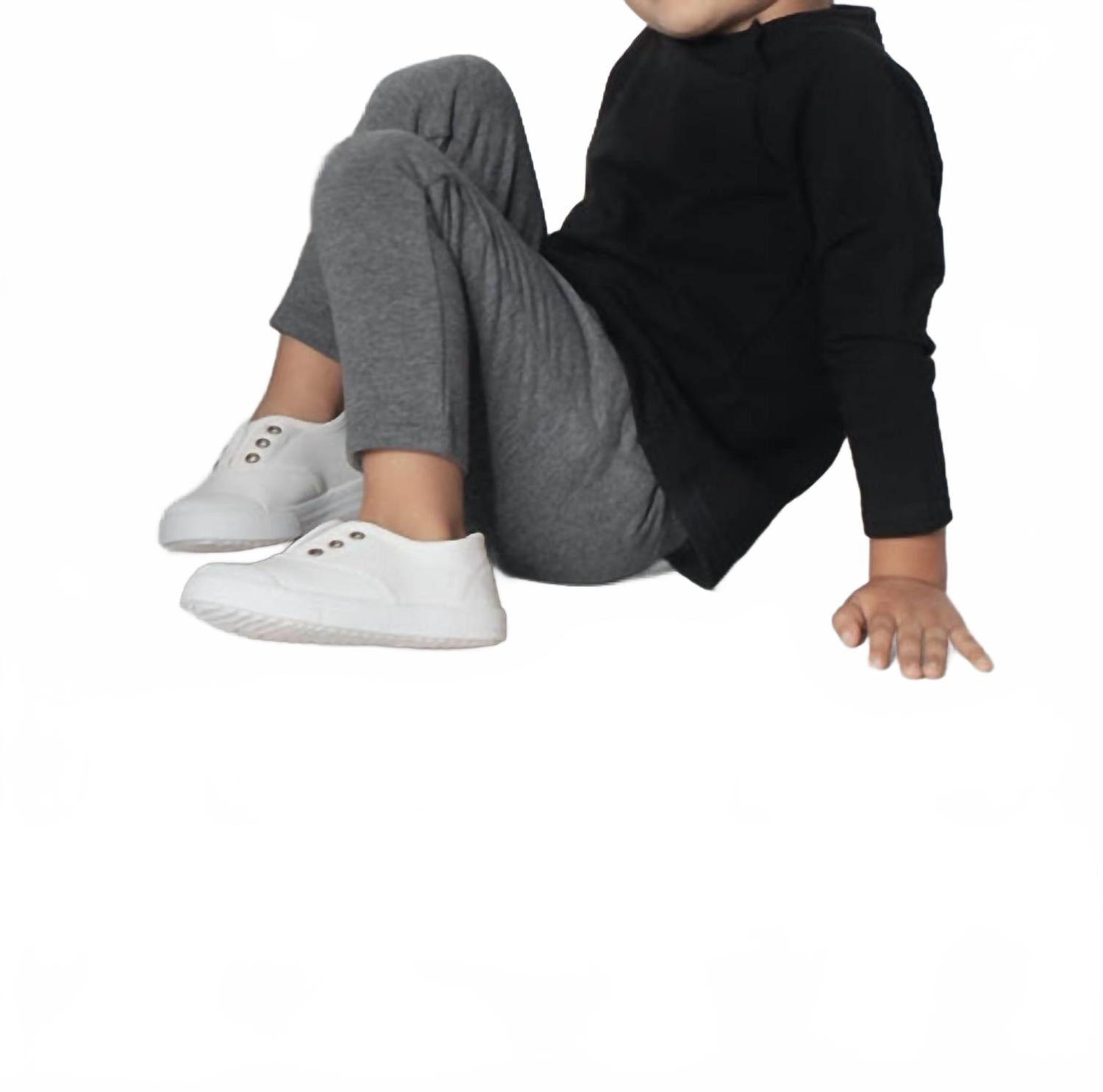 Детские брюки в темно-сером цвете A Basic Brand, темно-серый
Детские брюки в темно-сером цвете A Basic Brand, темно-серый