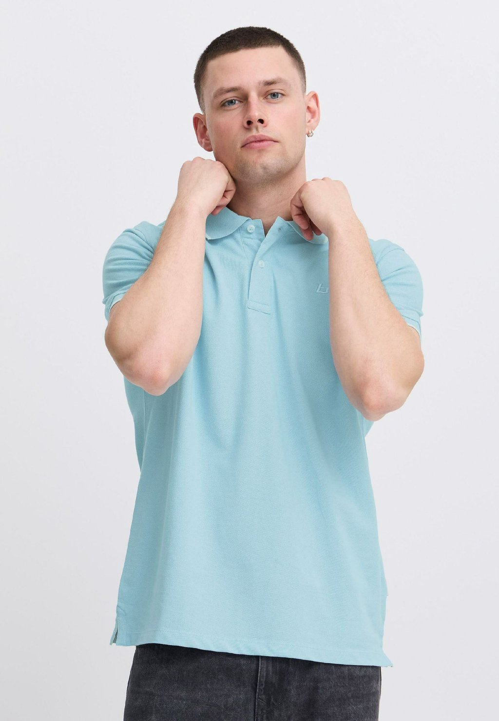 Рубашка поло BHEDIN Blend, светло-голубой
Рубашка поло BHEDIN Blend, светло-голубой