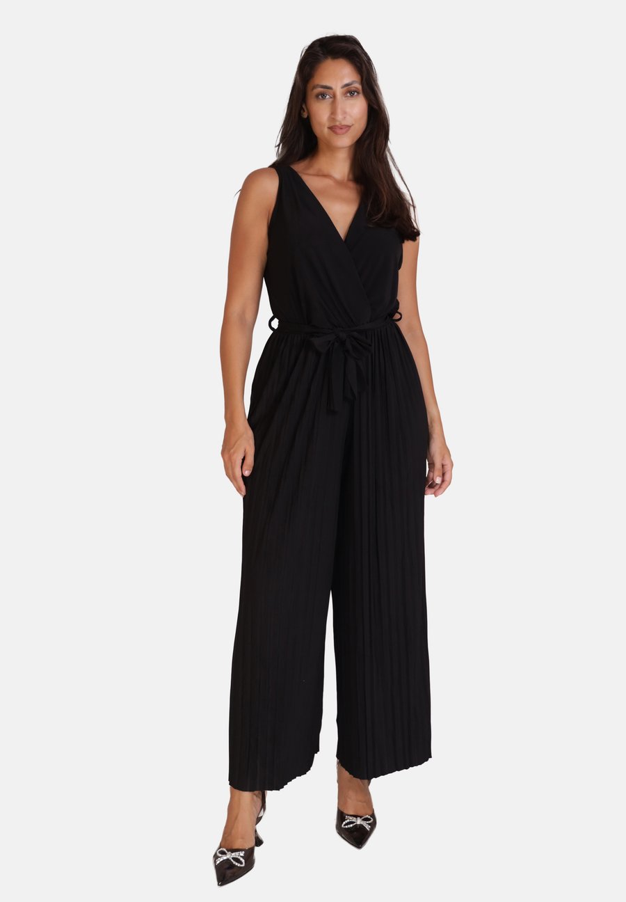 Комбинезон Elara Jumpsuit, Schwarz/Black
Комбинезон Elara Jumpsuit, Schwarz/Black