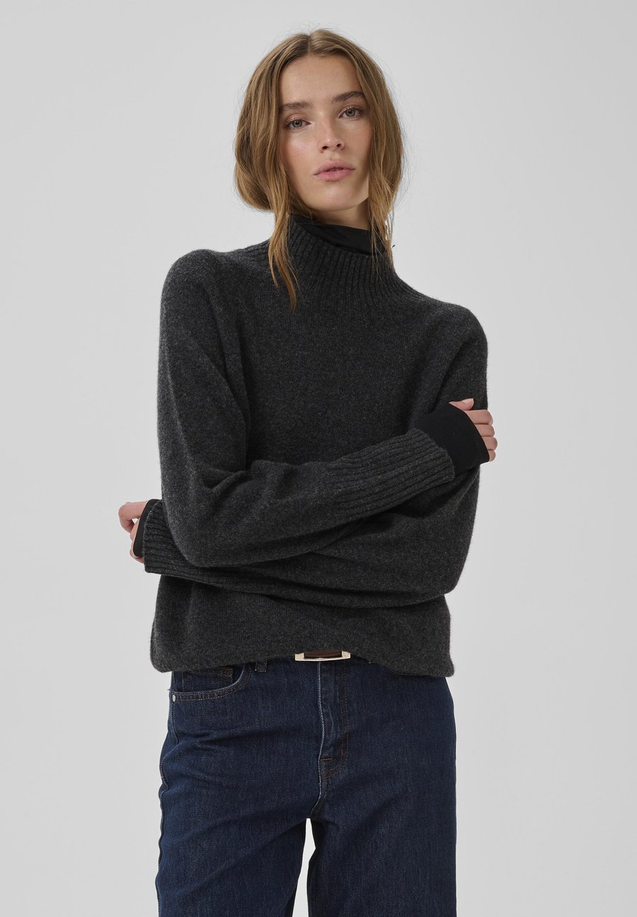 Джемпер My Essential Wardrobe 12 THE KNIT HIGH NECK, Dark Grey Melange/Dark Grey
Джемпер My Essential Wardrobe 12 THE KNIT HIGH NECK, Dark Grey Melange/Dark Grey