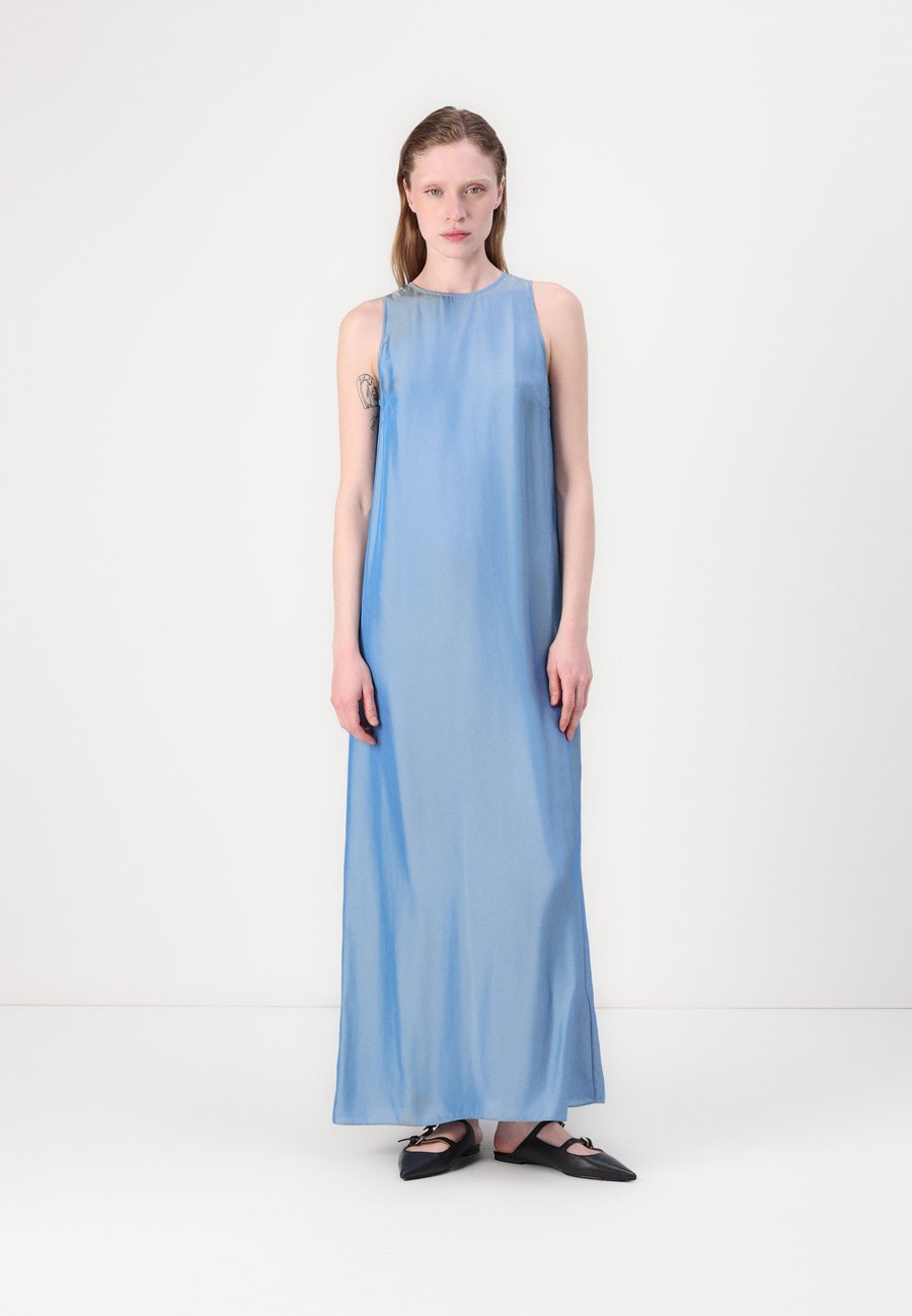 Платье Samsøe Samsøe INGRID DRESS, Blue Jasper/Blue
Платье Samsøe Samsøe INGRID DRESS, Blue Jasper/Blue
