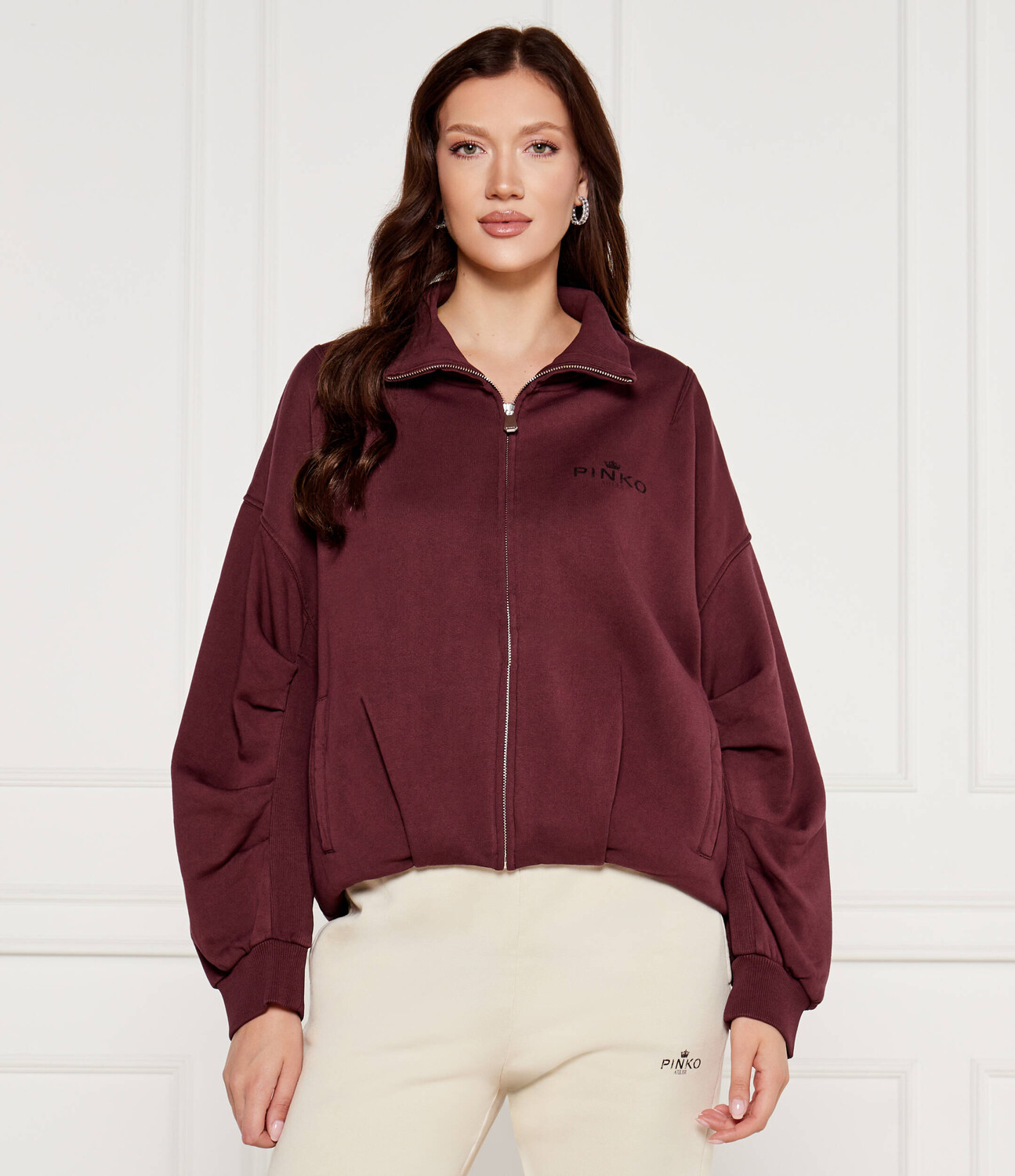 Толстовка Pinko Regular Fit, бордо
Толстовка Pinko Regular Fit, бордо