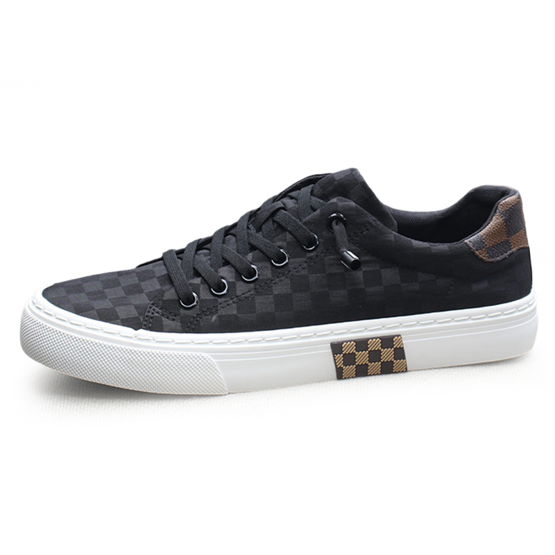 SENJIALUO Износостойкие легкие дышащие лоу-топ скейтборд кроссовки мужские черно-белые, цвет Black White
SENJIALUO Износостойкие легкие дышащие лоу-топ скейтборд кроссовки мужские черно-белые, цвет Black White