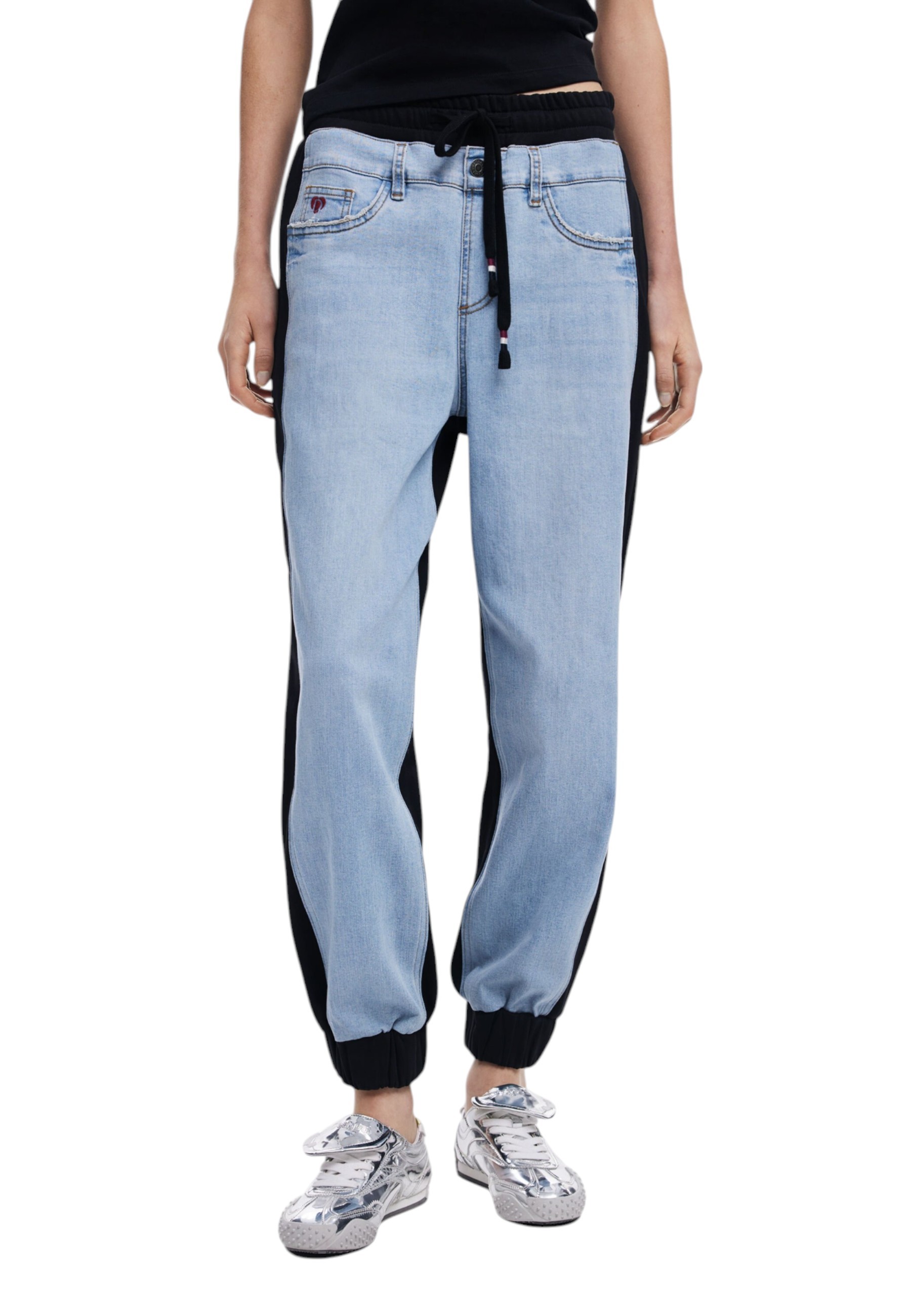 Джинсы Desigual, black
Джинсы Desigual, black