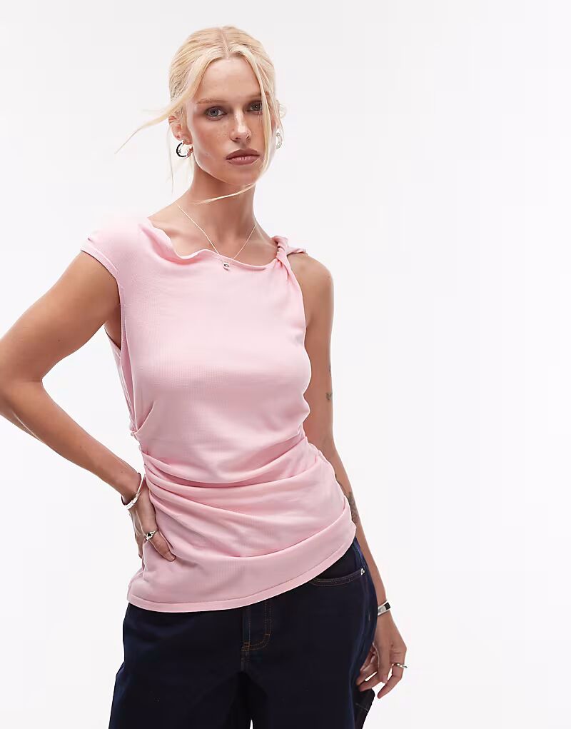 Асимметричный топ Mango с завязанными плечами пастельно-розового цвета
Асимметричный топ Mango с завязанными плечами пастельно-розового цвета