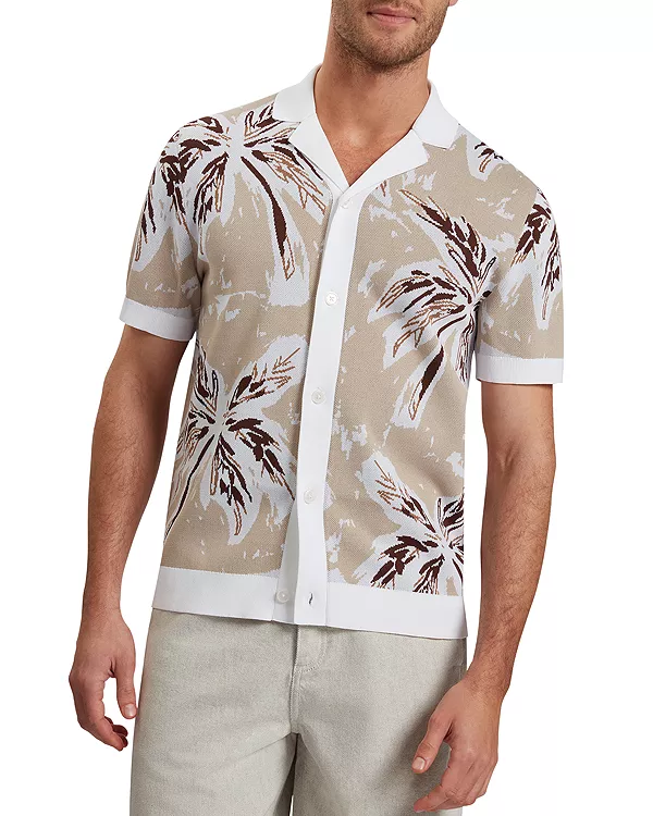 Рубашка Kyes с коротким рукавом, вязаным узором в виде листьев, прямого кроя, на пуговицах. Ted Baker, бежевый
Рубашка Kyes с коротким рукавом, вязаным узором в виде листьев, прямого кроя, на пуговицах. Ted Baker, бежевый