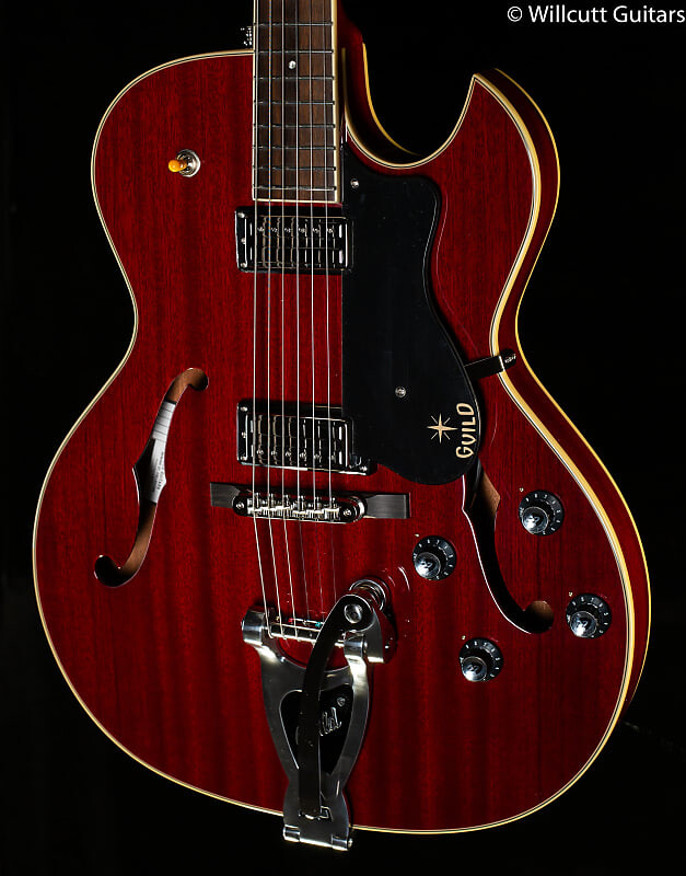 Электрогитара Guild Starfire III w/ Guild Vibrato Tailpiece Cherry Red
Электрогитара Guild Starfire III w/ Guild Vibrato Tailpiece Cherry Red