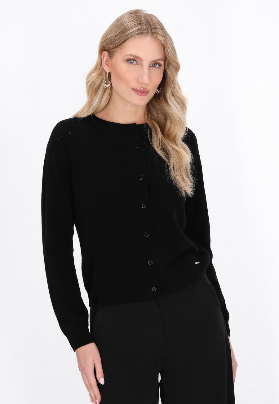 Кардиган DreiMaster Cardigan, Black
Кардиган DreiMaster Cardigan, Black
