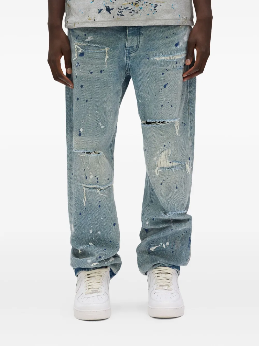 Джинсы P011 с заплатками Purple Brand
Джинсы P011 с заплатками Purple Brand