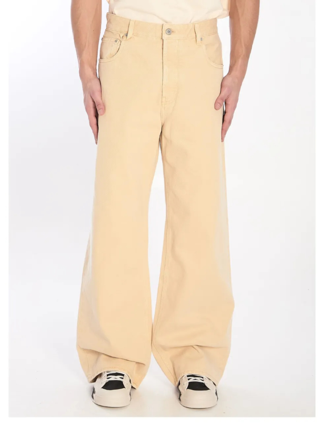 Джинсы Jacquemus De-Nimes, нейтральный
Джинсы Jacquemus De-Nimes, нейтральный