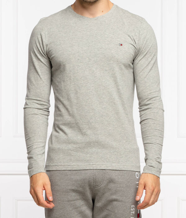Лонгслив мужской Tommy Hilfiger хлопковый облегающего кроя, серый
Лонгслив мужской Tommy Hilfiger хлопковый облегающего кроя, серый