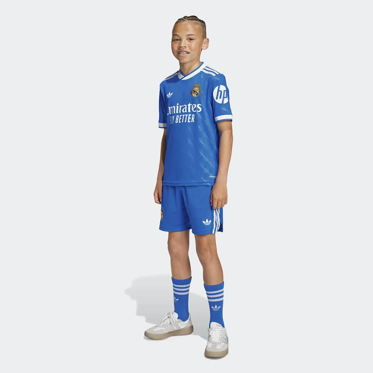 Комплект для детей 3-я форма Реал Мадрид CF 2025-2026 adidas, синий
Комплект для детей 3-я форма Реал Мадрид CF 2025-2026 adidas, синий