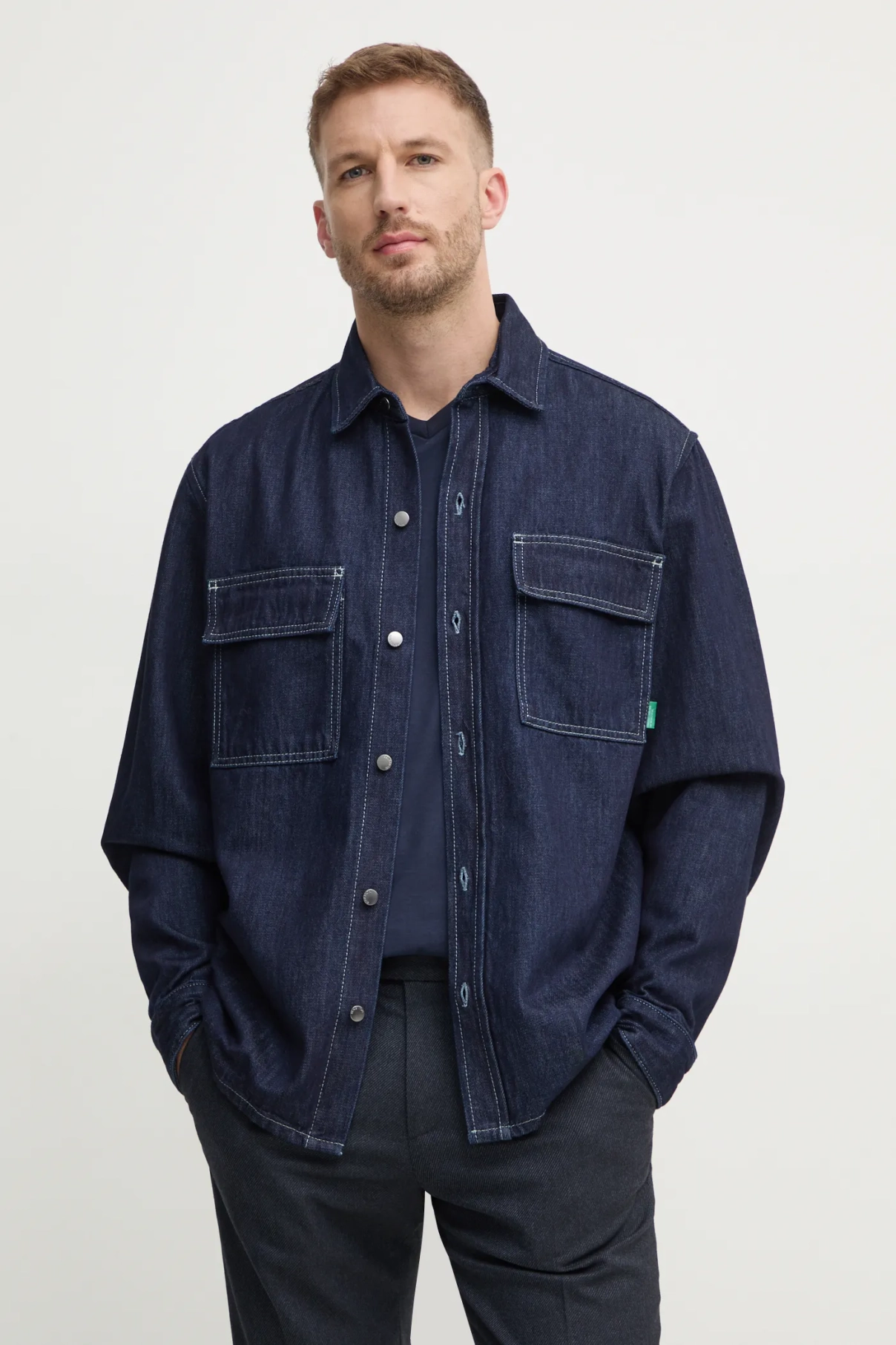 Джинсовая рубашка United Colors of Benetton, темно-синий
Джинсовая рубашка United Colors of Benetton, темно-синий