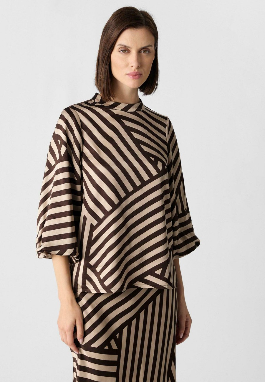 Блуза comma Blouse, Dunkelbraun/Brown
Блуза comma Blouse, Dunkelbraun/Brown