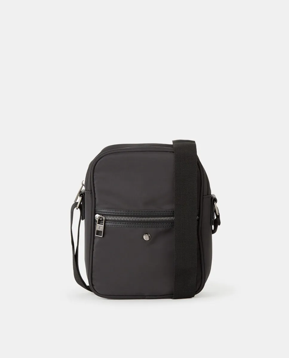 Нейлоновая сумка через плечо Emidio Tucci, черный
Нейлоновая сумка через плечо Emidio Tucci, черный