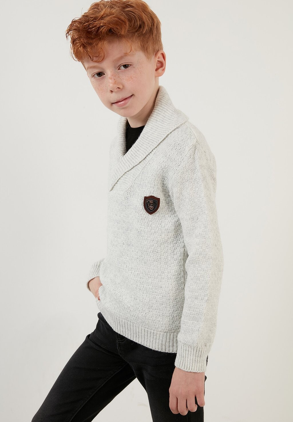 Вязаный свитер REGULAR FIT LELA, цвет grey/melange
Вязаный свитер REGULAR FIT LELA, цвет grey/melange