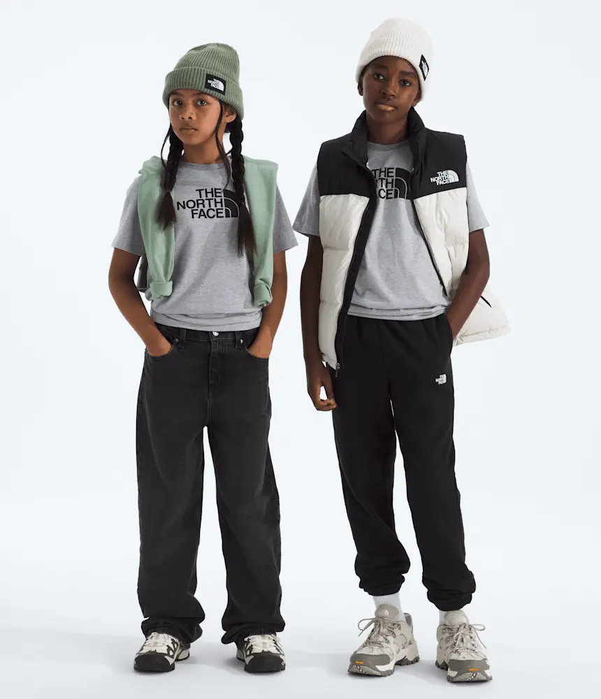 Футболка Evolution Half Dome с коротким рукавом для мальчиков и девочек The North Face, TNF Pale Grey Heather
Футболка Evolution Half Dome с коротким рукавом для мальчиков и девочек The North Face, TNF Pale Grey Heather