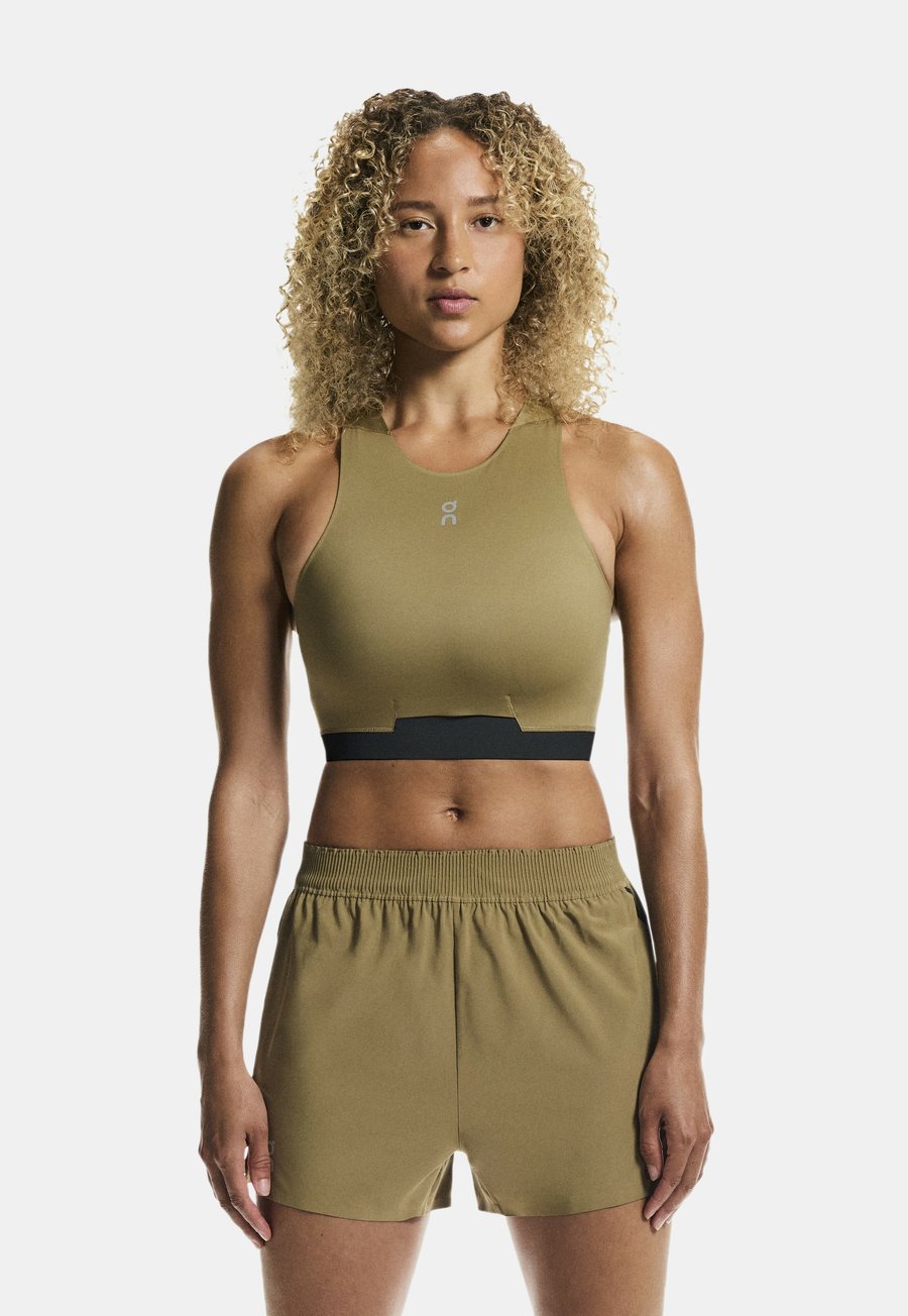 Топ On ACTIVE 2-IN-1 CROP, Nutmeg/Beige
Топ On ACTIVE 2-IN-1 CROP, Nutmeg/Beige