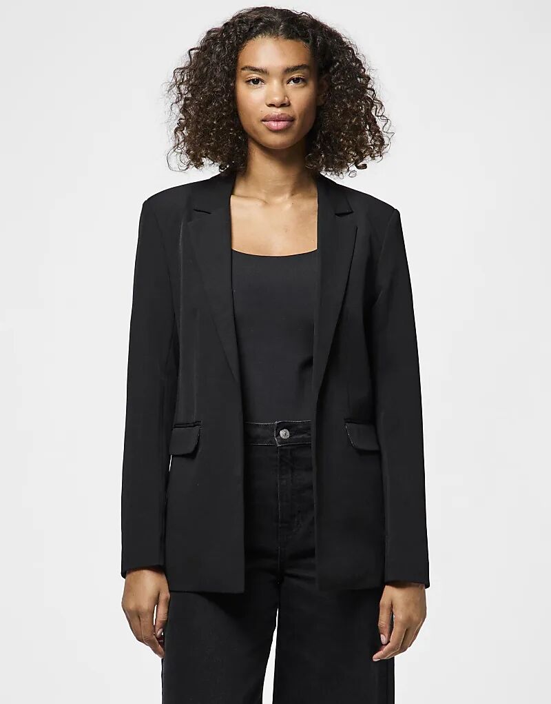 Блейзер Pieces черного цвета
Блейзер Pieces черного цвета