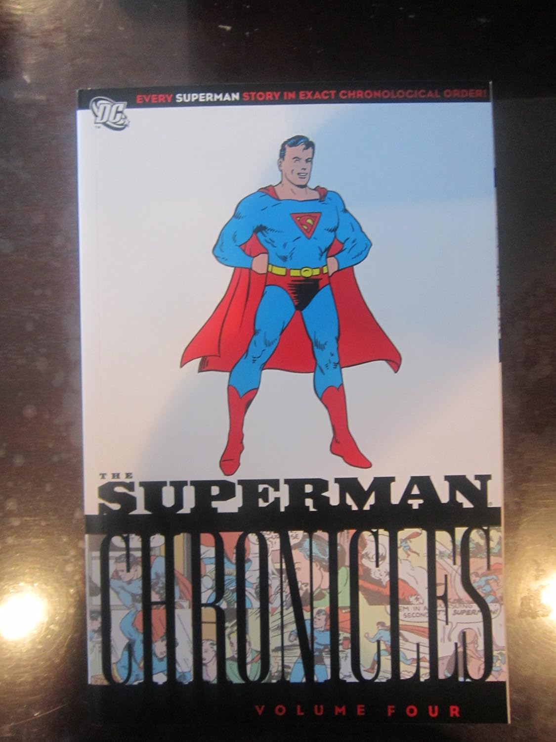 Superman Chronicles, Vol. 4 (DC Comics)
Superman Chronicles, Vol. 4 (DC Comics)