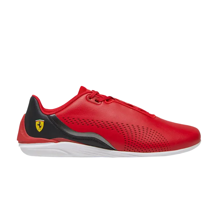 Кроссовки Puma Scuderia Ferrari x Drift Cat Decima, красный
Кроссовки Puma Scuderia Ferrari x Drift Cat Decima, красный