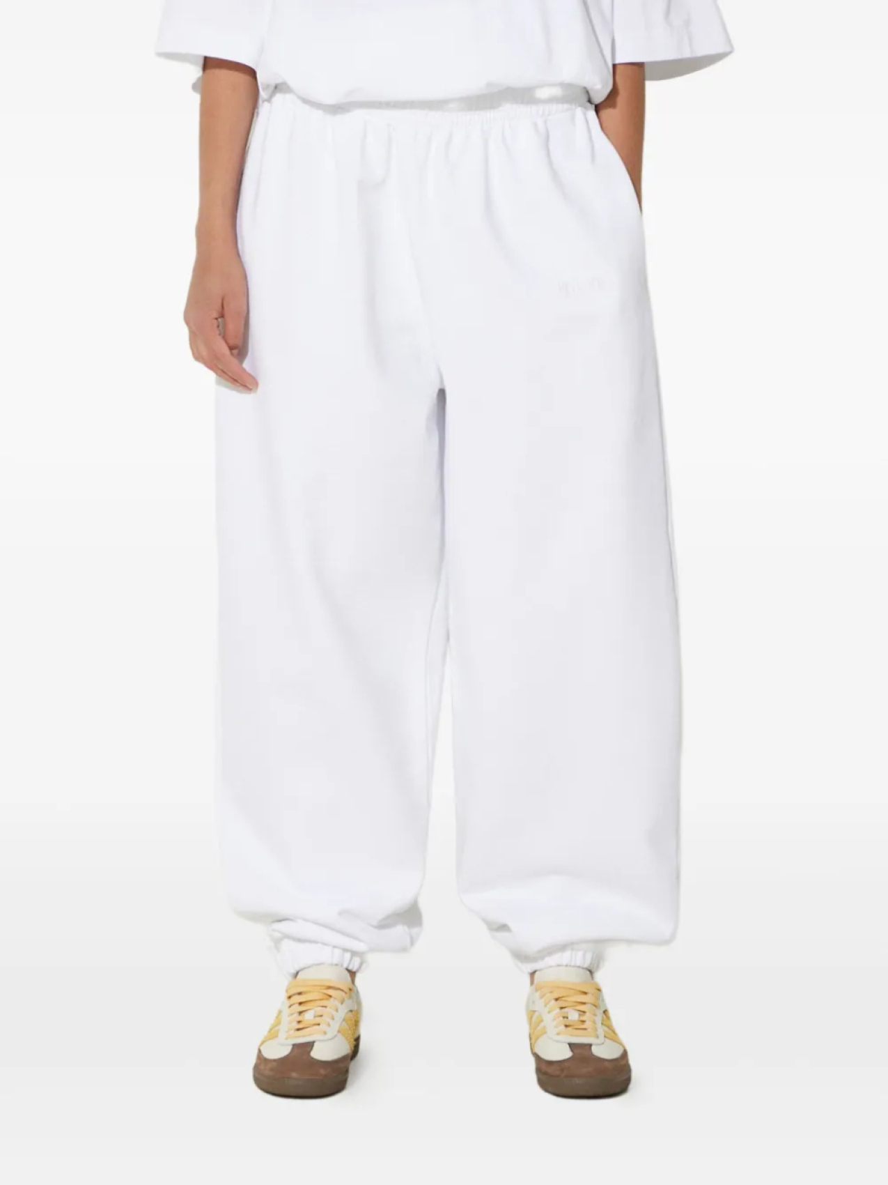 Спортивные брюки VETEMENTS с эластичной резинкой на щиколотке, белый
Спортивные брюки VETEMENTS с эластичной резинкой на щиколотке, белый