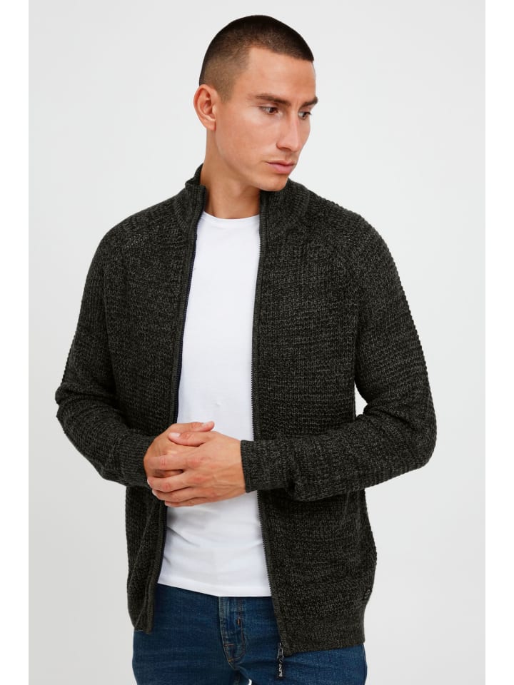 Кардиган BLEND, цвет nachtschwarz
Кардиган BLEND, цвет nachtschwarz