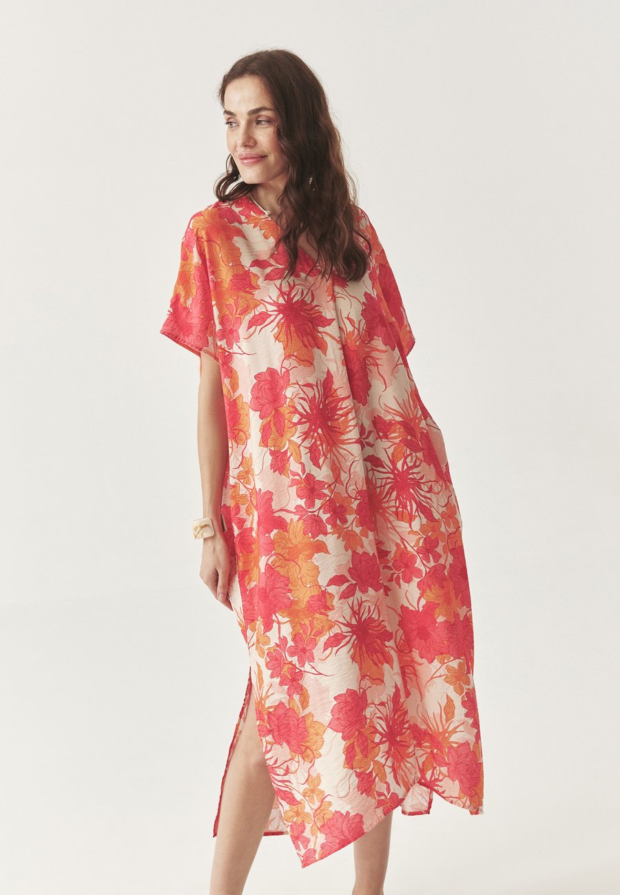 Платье TATUUM Day dress, Orange
Платье TATUUM Day dress, Orange