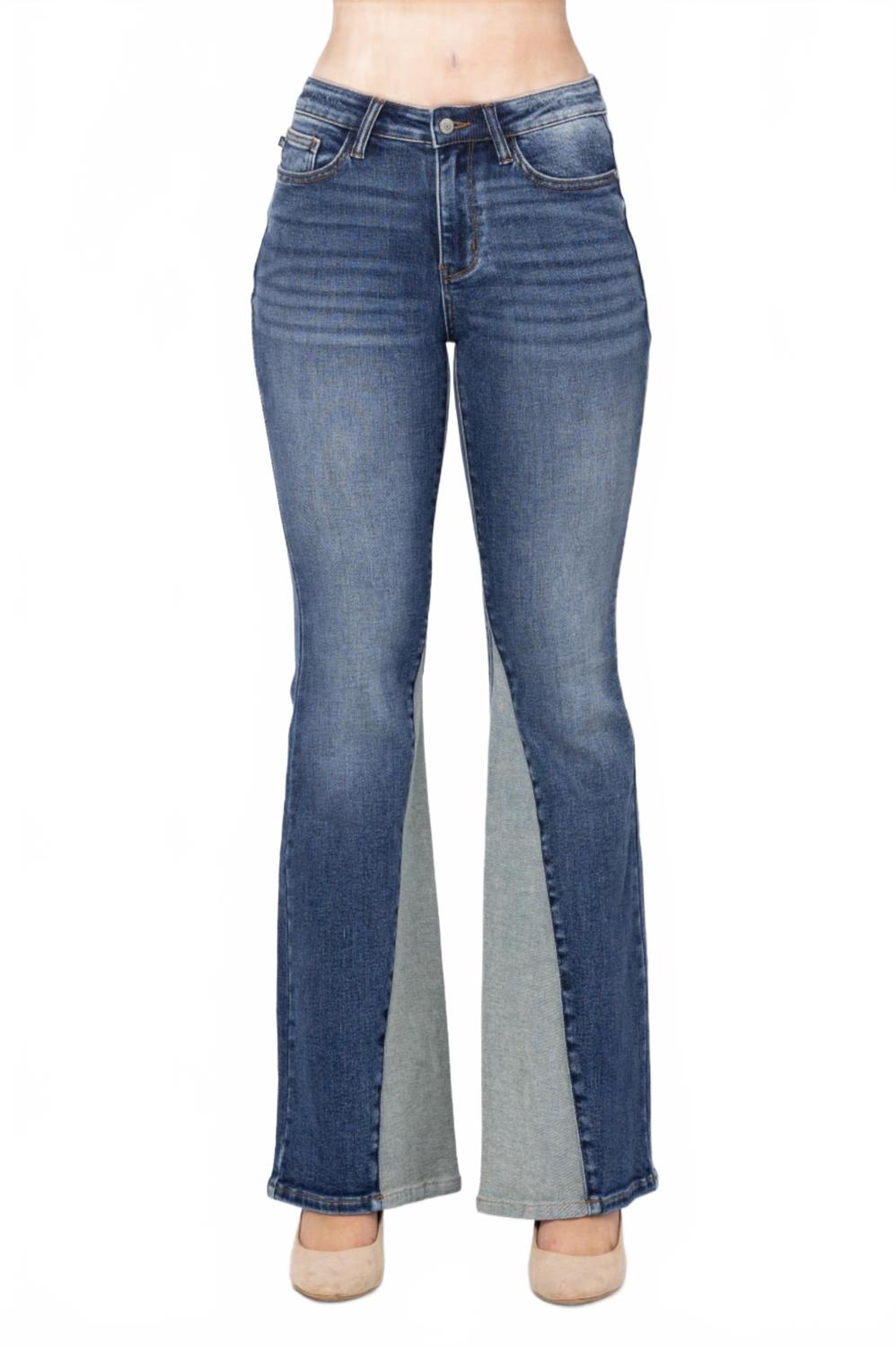 Женские серые джинсы-клеш с панелью по внутреннему шву Judy Blue, серый
Женские серые джинсы-клеш с панелью по внутреннему шву Judy Blue, серый