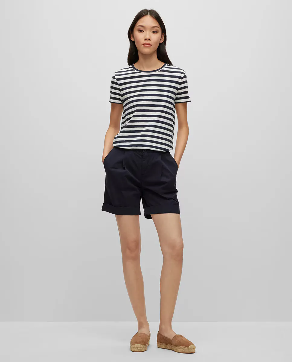 Женские шорты чинос свободного кроя из органического хлопка на резинке Boss, синий
Женские шорты чинос свободного кроя из органического хлопка на резинке Boss, синий