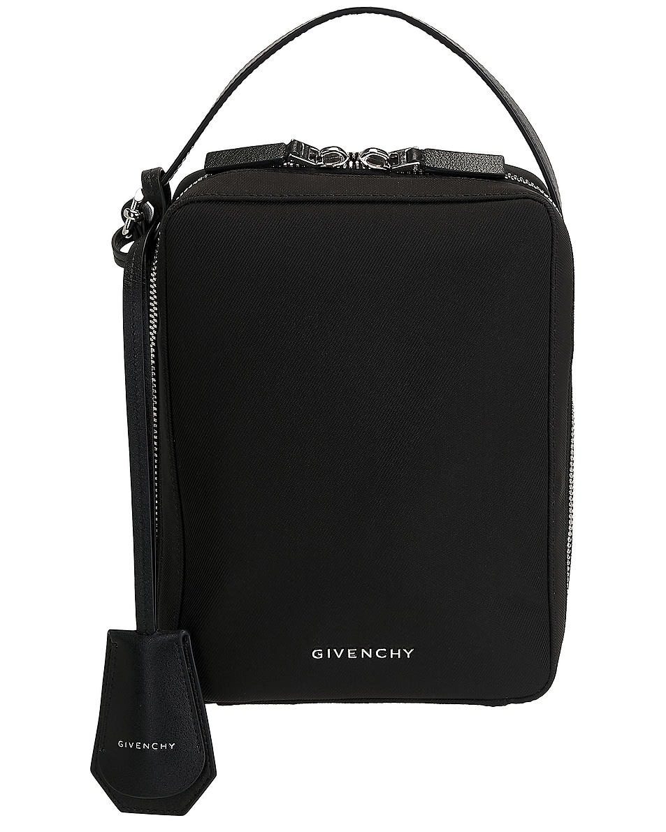 Чехол для Kit Case Givenchy, Black
Чехол для Kit Case Givenchy, Black