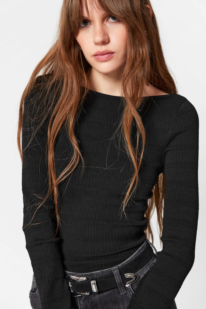 Трикотажный топ с вырезом лодочкой & Other Stories, черный
Трикотажный топ с вырезом лодочкой & Other Stories, черный