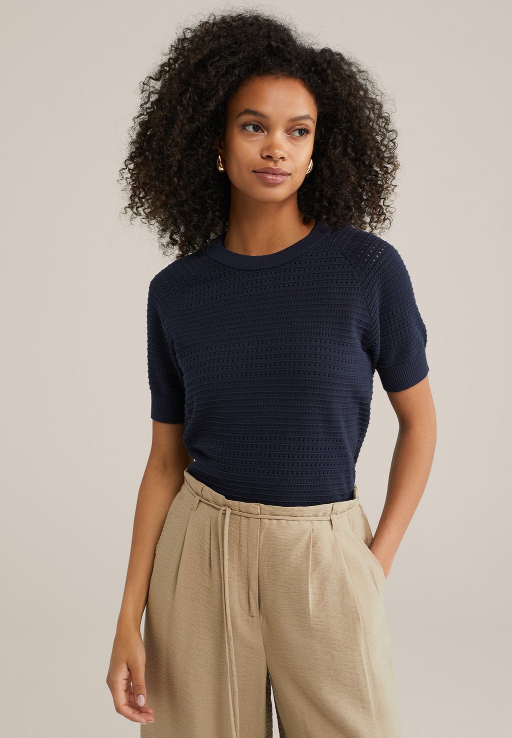 Базовая футболка WE Fashion, темно-синий
Базовая футболка WE Fashion, темно-синий