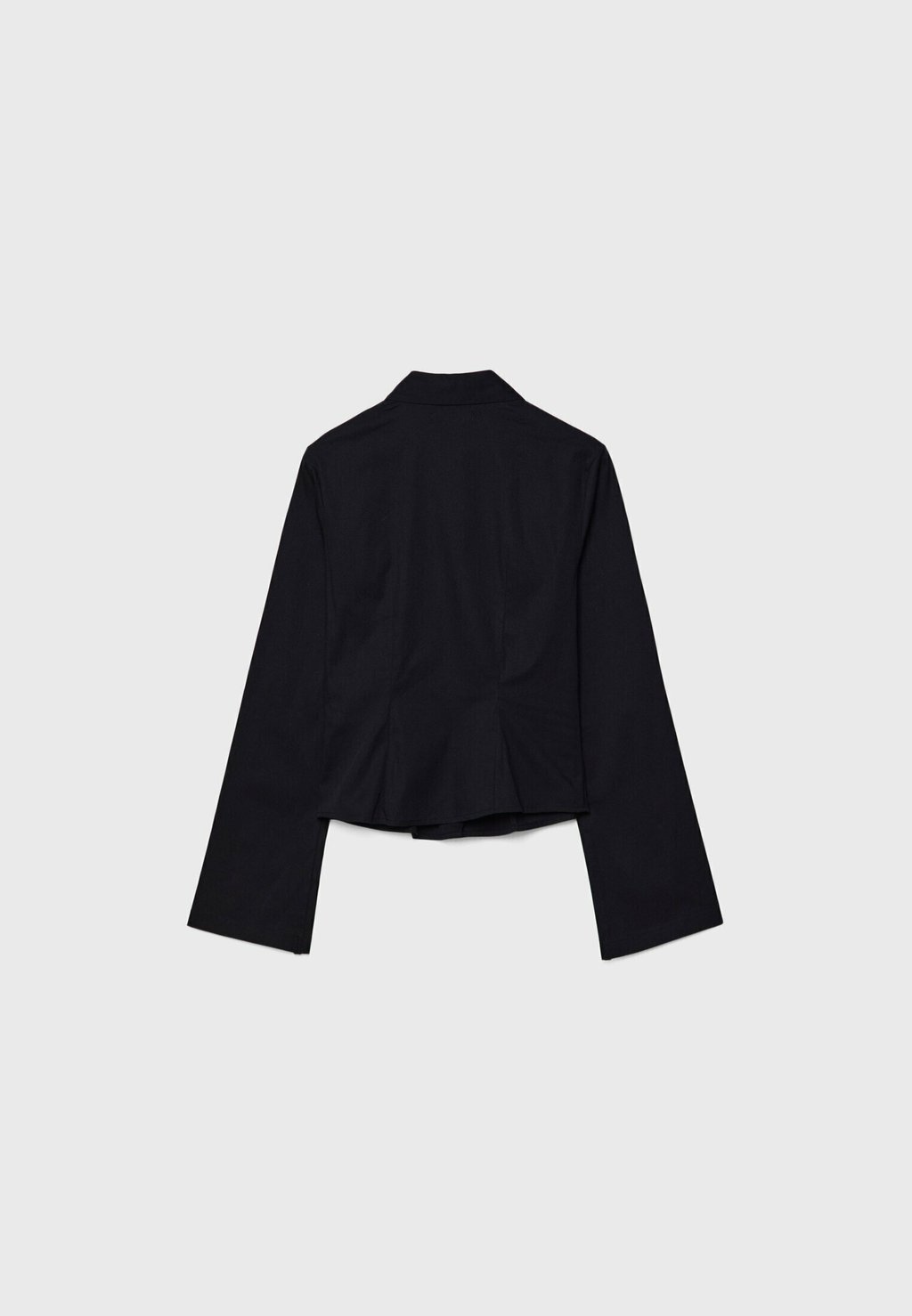 Блузка на пуговицах Stradivarius, черный
Блузка на пуговицах Stradivarius, черный