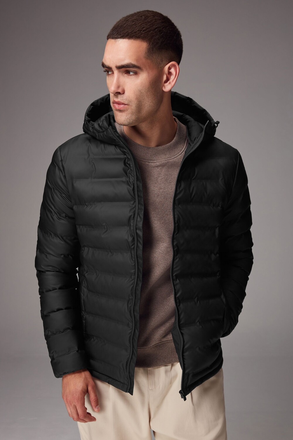 Водонепроницаемый прорезиненный пуховик с капюшоном Next, черный
Водонепроницаемый прорезиненный пуховик с капюшоном Next, черный