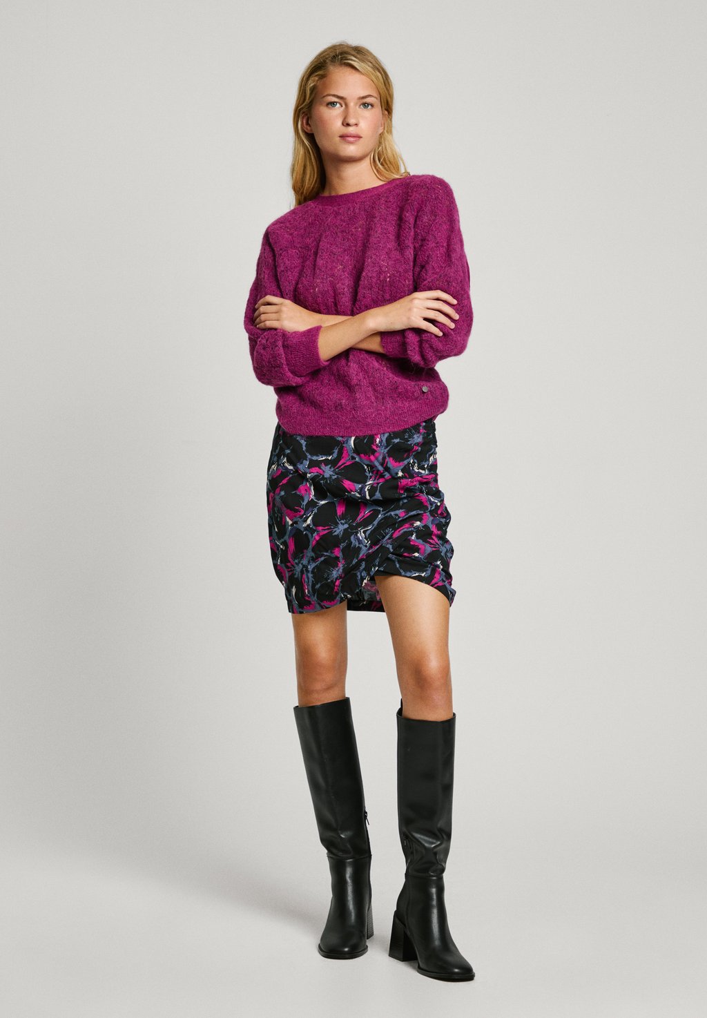 Юбка с запахом ALIYAH Pepe Jeans, черный
Юбка с запахом ALIYAH Pepe Jeans, черный