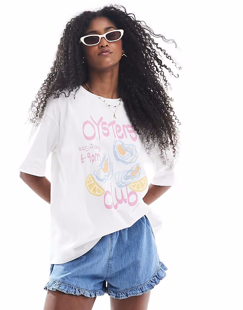 Футболка свободного покроя из потертого материала белого цвета с графическим принтом Oyster Threadbare
Футболка свободного покроя из потертого материала белого цвета с графическим принтом Oyster Threadbare