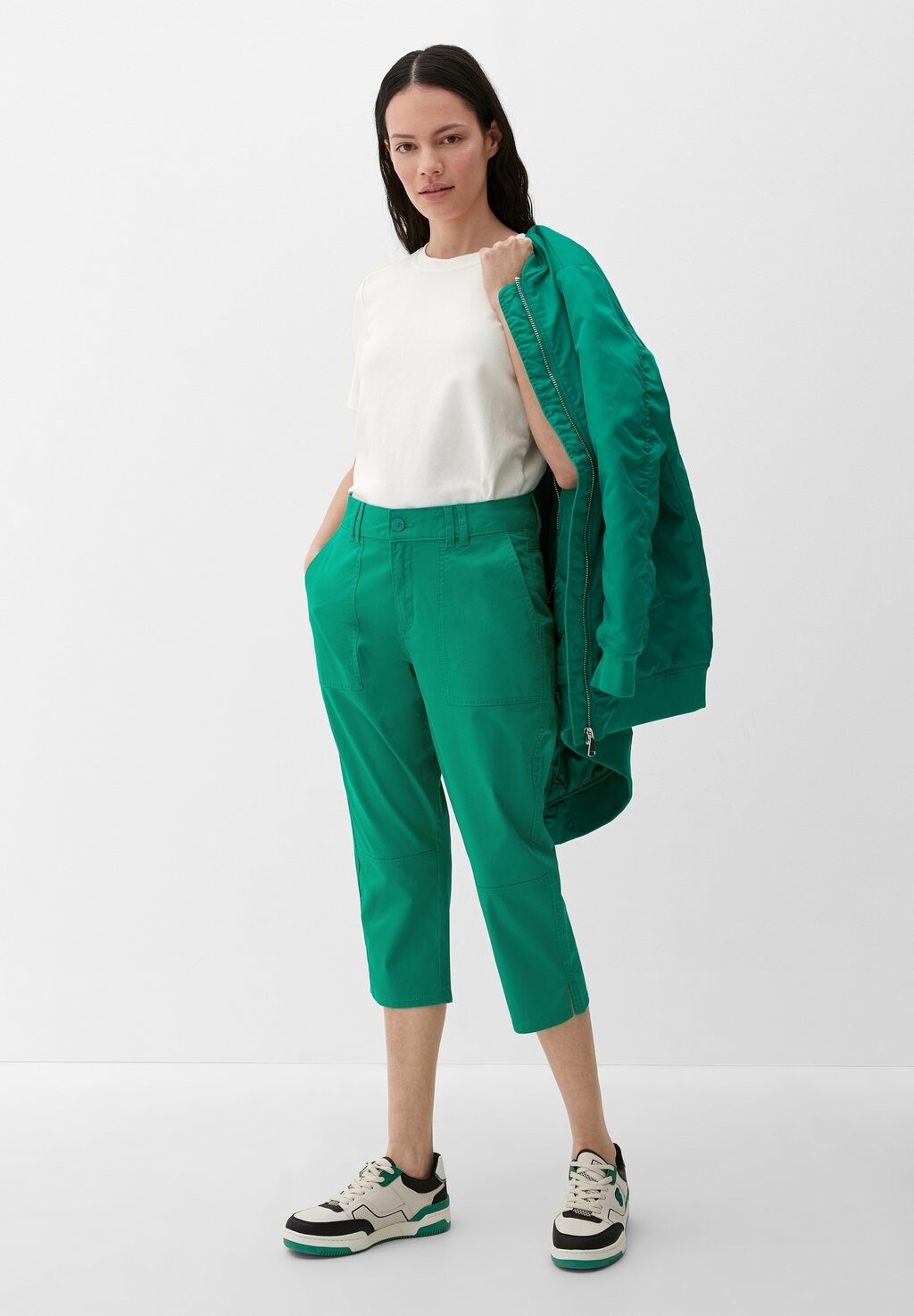 Шорты CAPRI DOPPELTEN GÜRTELSCHLAUFEN s.Oliver, зеленый
Шорты CAPRI DOPPELTEN GÜRTELSCHLAUFEN s.Oliver, зеленый