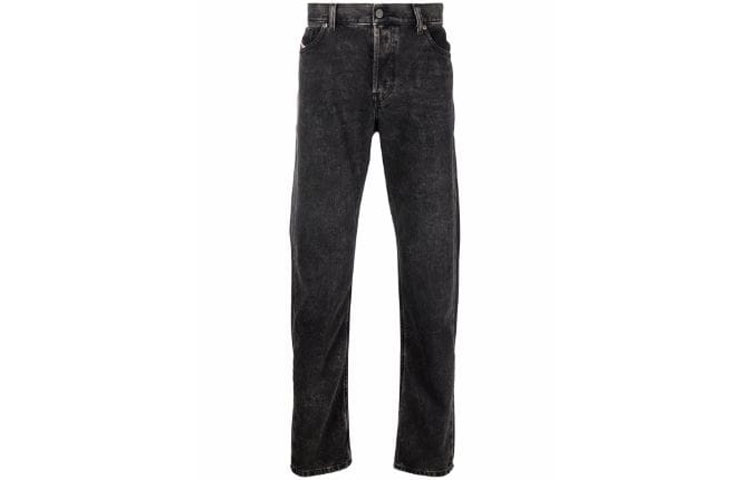 DIESEL Черные джинсы мужские
DIESEL Черные джинсы мужские