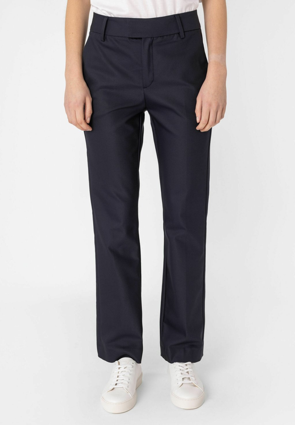 Чиносы ELLEN NIGHT Mos Mosh, синий
Чиносы ELLEN NIGHT Mos Mosh, синий