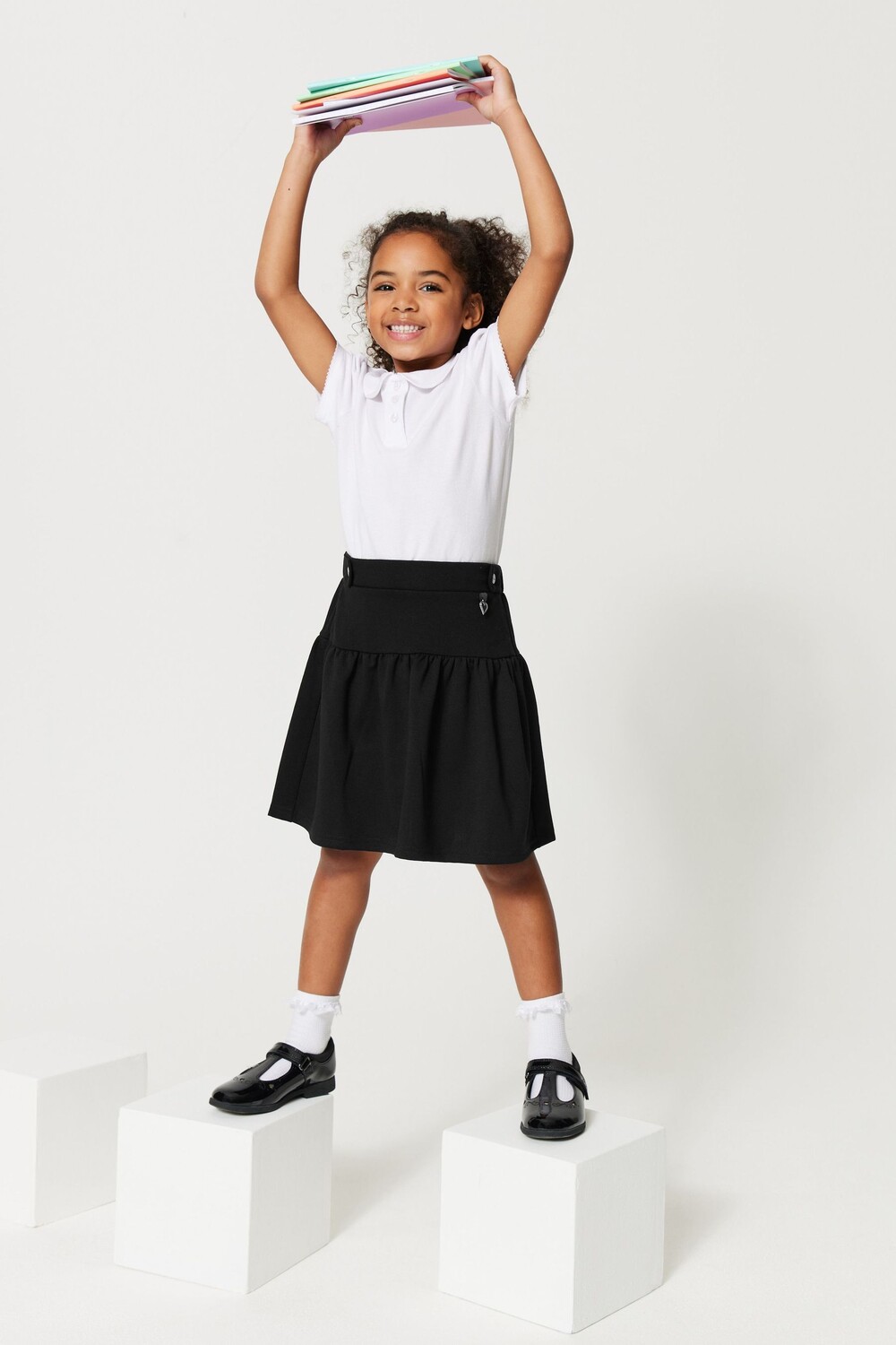 Школьная юбка расклешенного кроя Clarks, черный 
Школьная юбка расклешенного кроя Clarks, черный