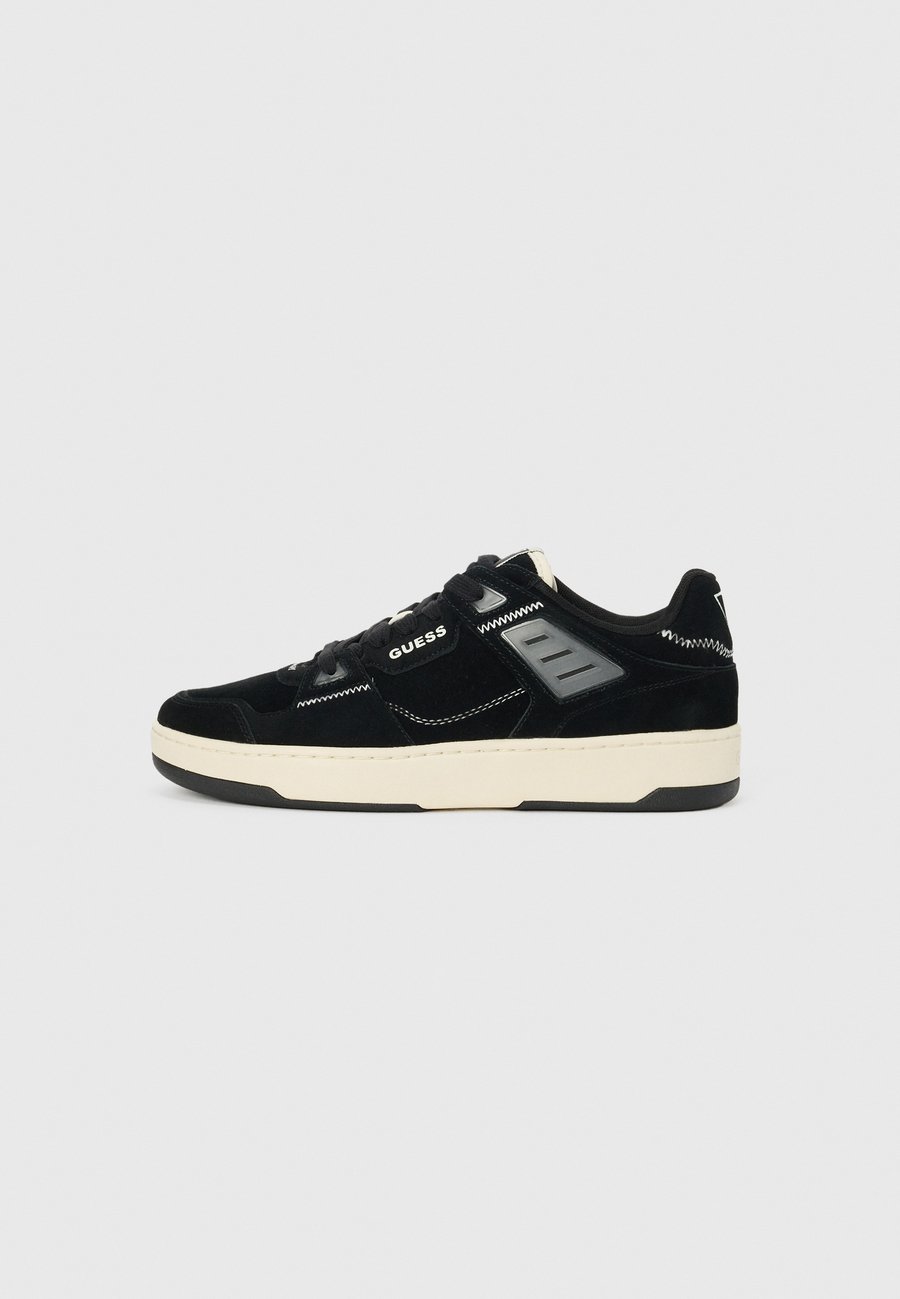 Кроссовки Guess VINCENT, Black
Кроссовки Guess VINCENT, Black